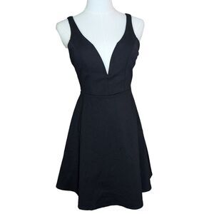 Lulus Black Plunge V Neck Fit & Flare Mini Dress Strappy Back NWT Size XS